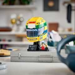 LEGO представила шлем Айртона Сенны за $89,99