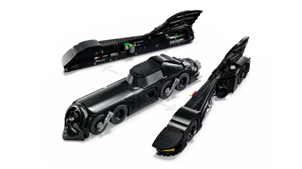 Набор LEGO DC Batman: Batman Returns Batmobile (76355) состоит из 2 269 деталей