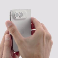 Apple представила iPhone Duo — свою первую раскладушку