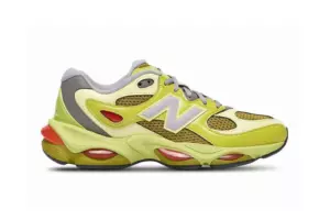 Как выглядит New Balance 983 Yellow/Red