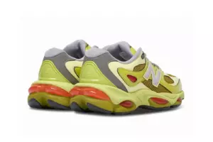 Как выглядит New Balance 983 Yellow/Red