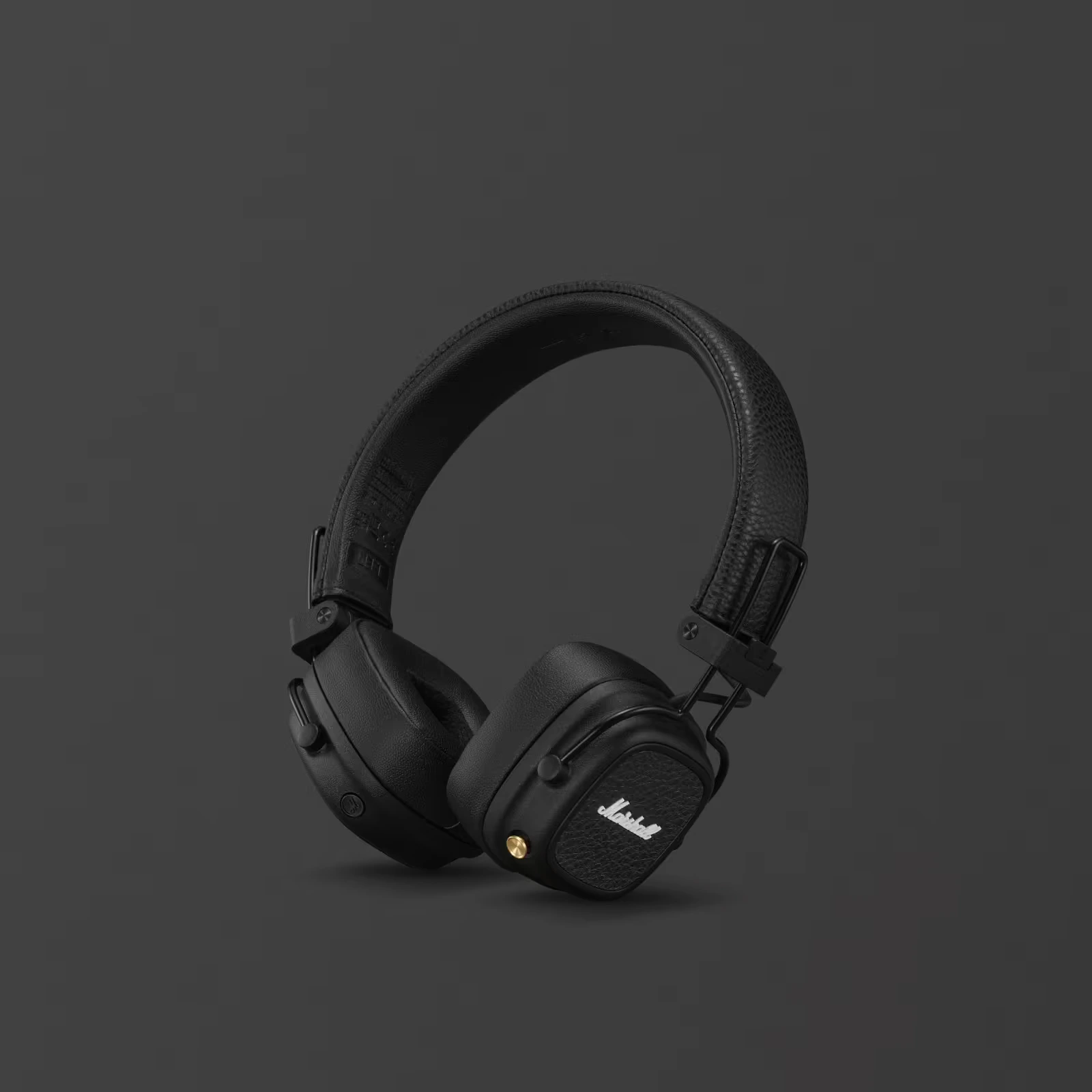 3. Marshall Major V — лучшие по автономности